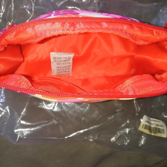 AVON BAG - Picture 5 of 8